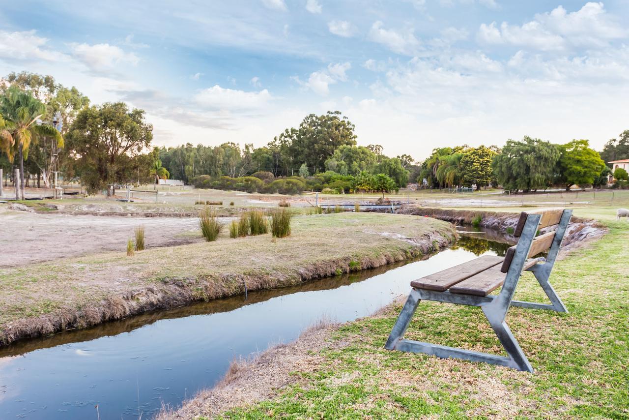 The Swan Valley Retreat Henley Brook Exterior foto